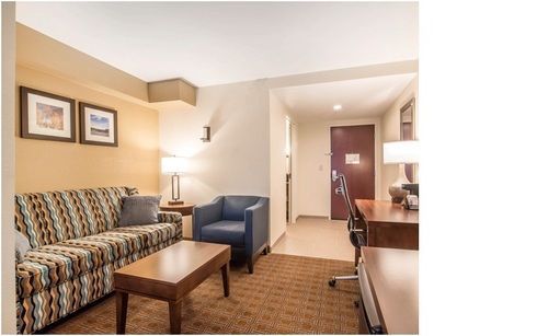 Hotel Comfort & I-91 3*